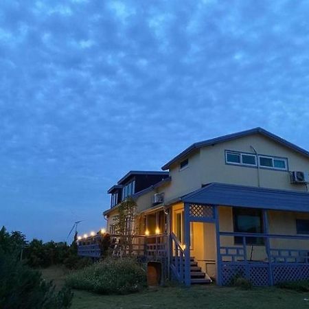 Warang Guesthouse Чеджудо Экстерьер фото