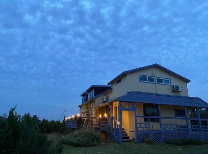 Warang Guesthouse Чеджудо Экстерьер фото