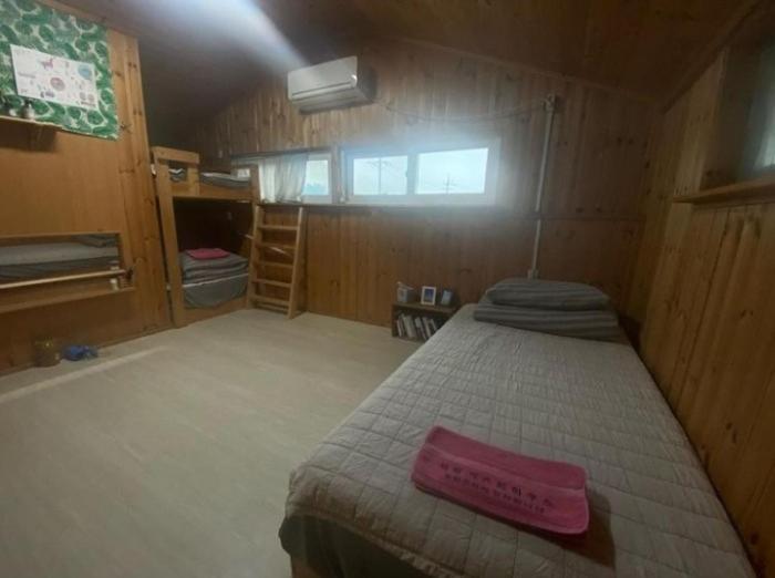 Warang Guesthouse Чеджудо Экстерьер фото